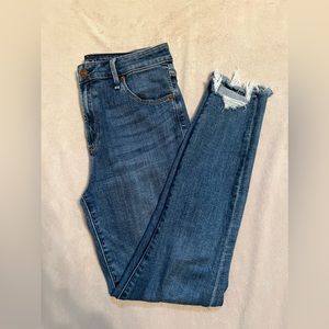 Abercrombie & fitch high rise ankle Jean
